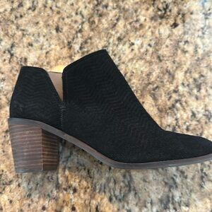 Lucky Brand Booties 9.5 New
